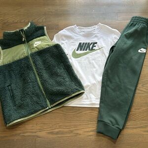 NWT Nike Boys 3 Piece Set size 6